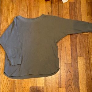 UNIQLO olive green crew neck